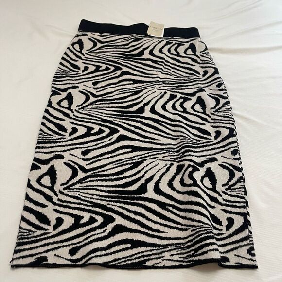 NWT Carmen Marc Valvo Zebra Skirt Size Small S/P New - Picture 5 of 6